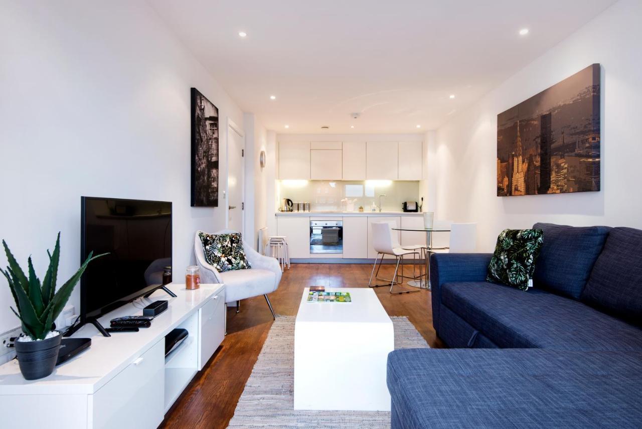 Luxury 2-Bed Flat Parking And Close To The Tube London Ngoại thất bức ảnh