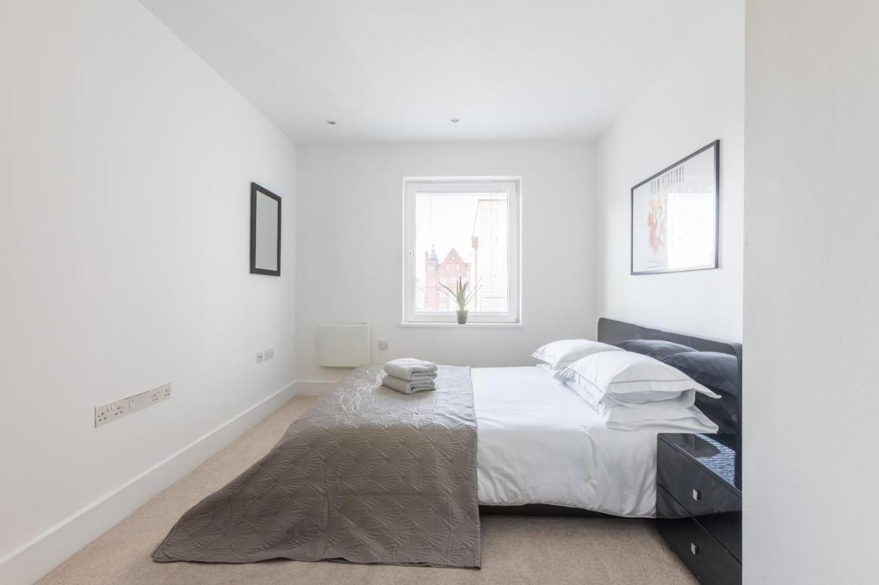 Luxury 2-Bed Flat Parking And Close To The Tube London Ngoại thất bức ảnh
